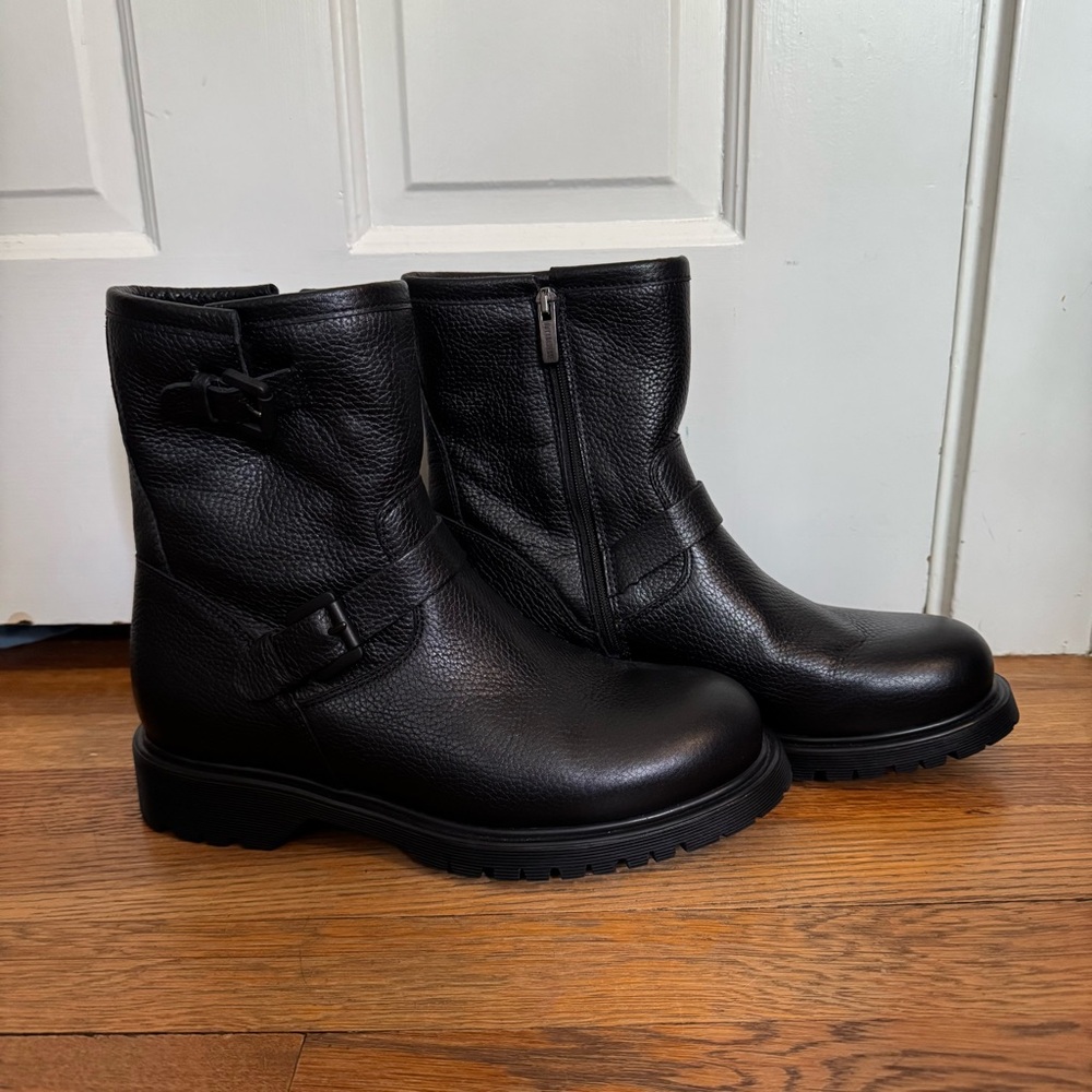 La Canadienne HANNA SHEARLING-LINED LEATHER BOOTIE - Picture 2 of 3